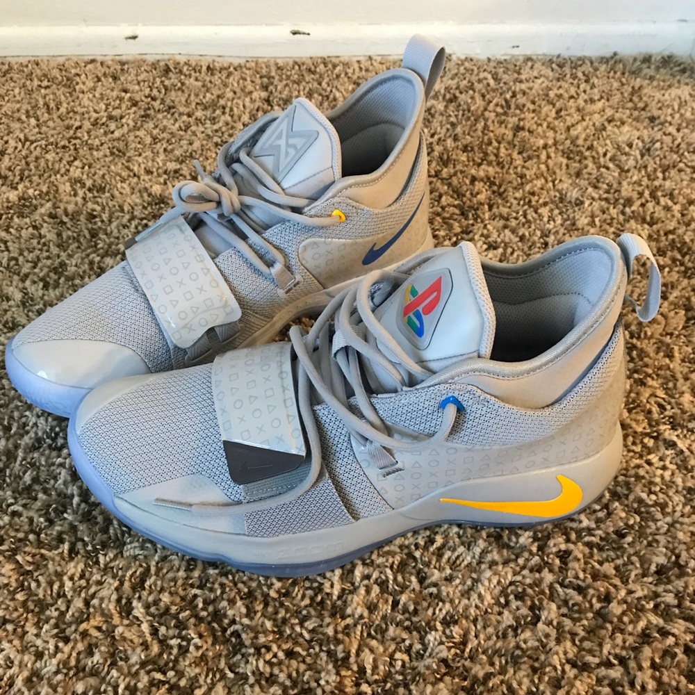 Men’s PG 2.5 PlayStation Wolf Grey size 10.5 w/box